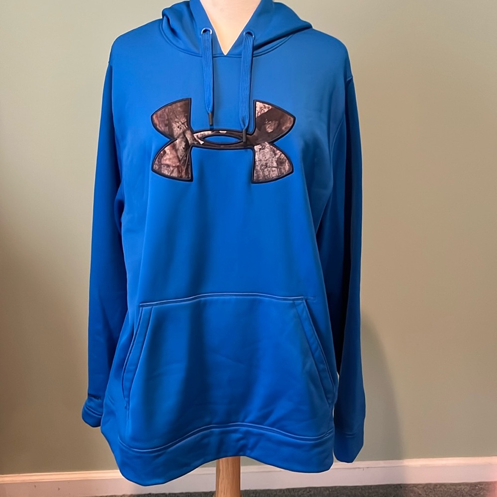 NWOT Underarmor sweatshirt with real tree accents